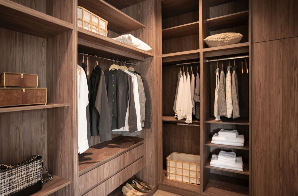 closet-a-la-medida-en-medellin-dimobiliario